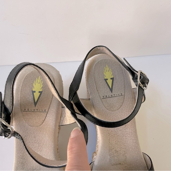 Volatile Black Wedge Heels 9 - Picture 4 of 14